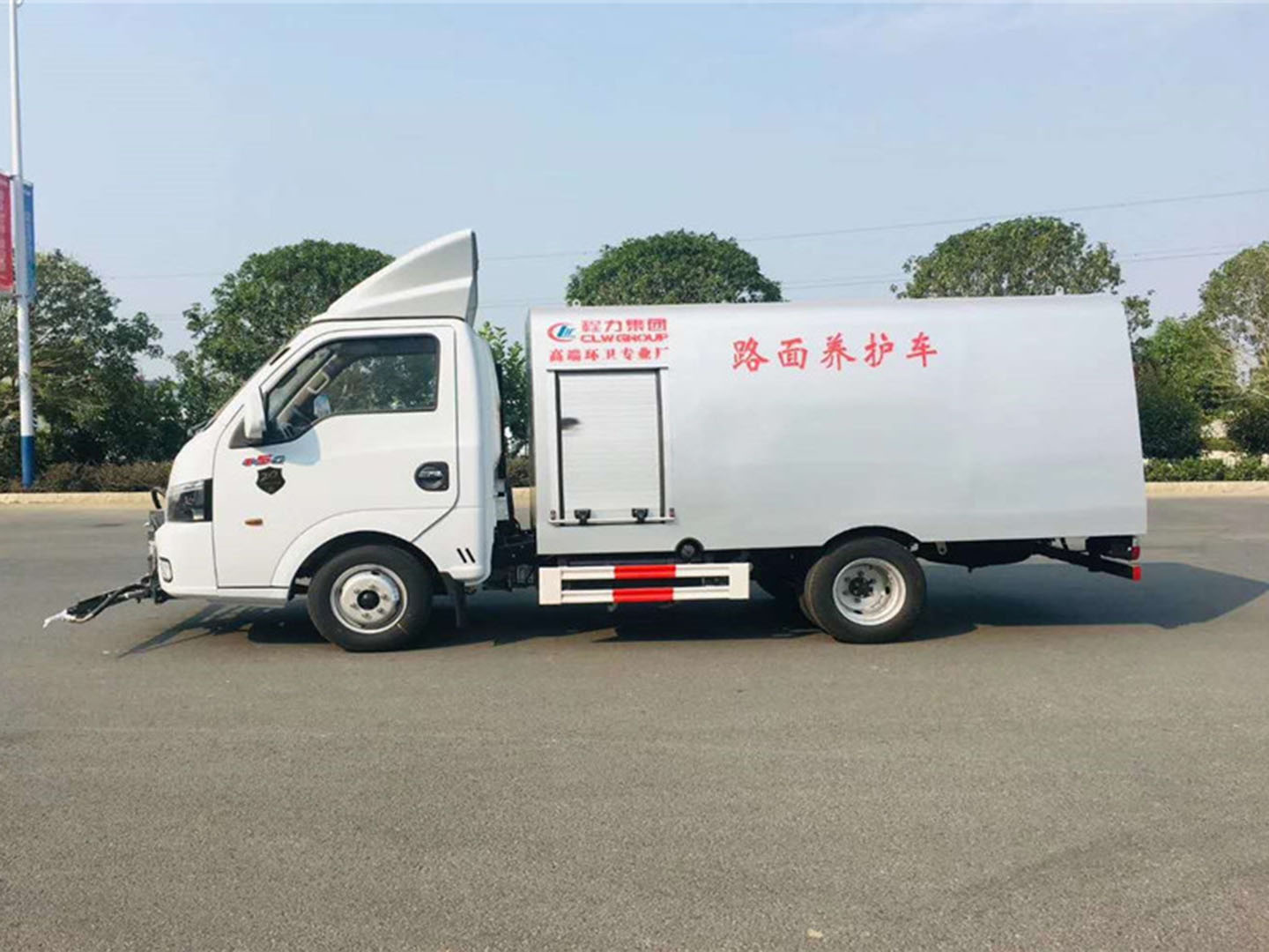 国六东风途逸路面养护车 实拍图