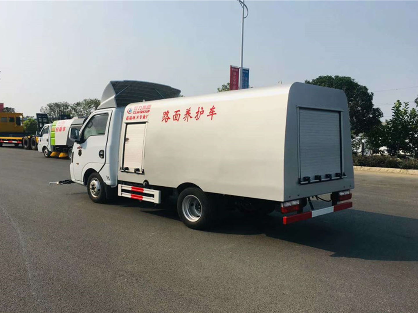 国六东风途逸路面养护车 实拍图
