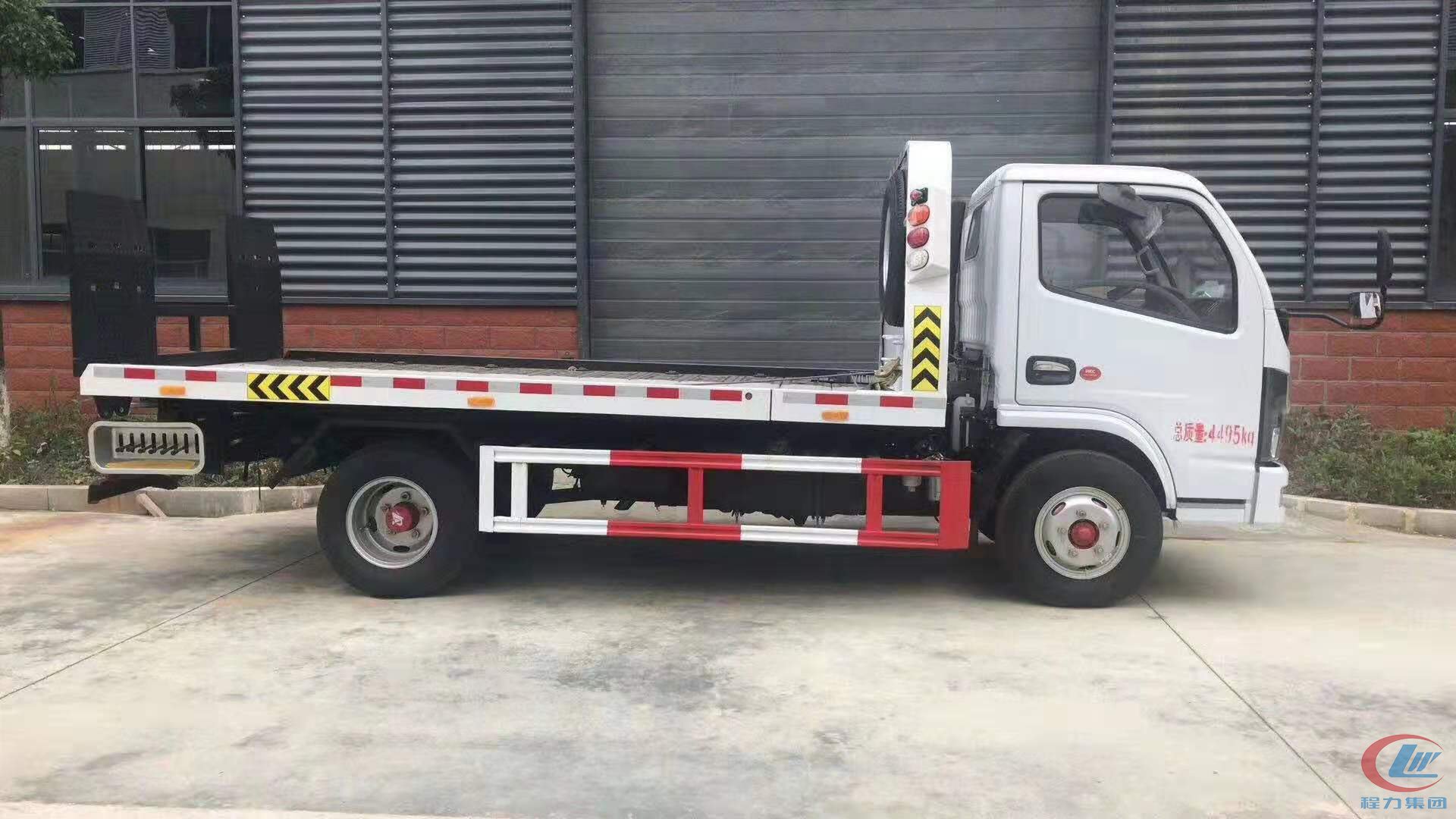 湖北程力东风凯普特一拖二清障车 实拍图