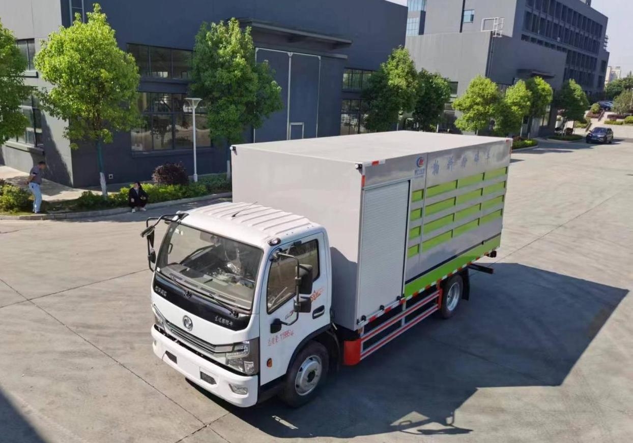 东风多利卡D7物料粉碎车