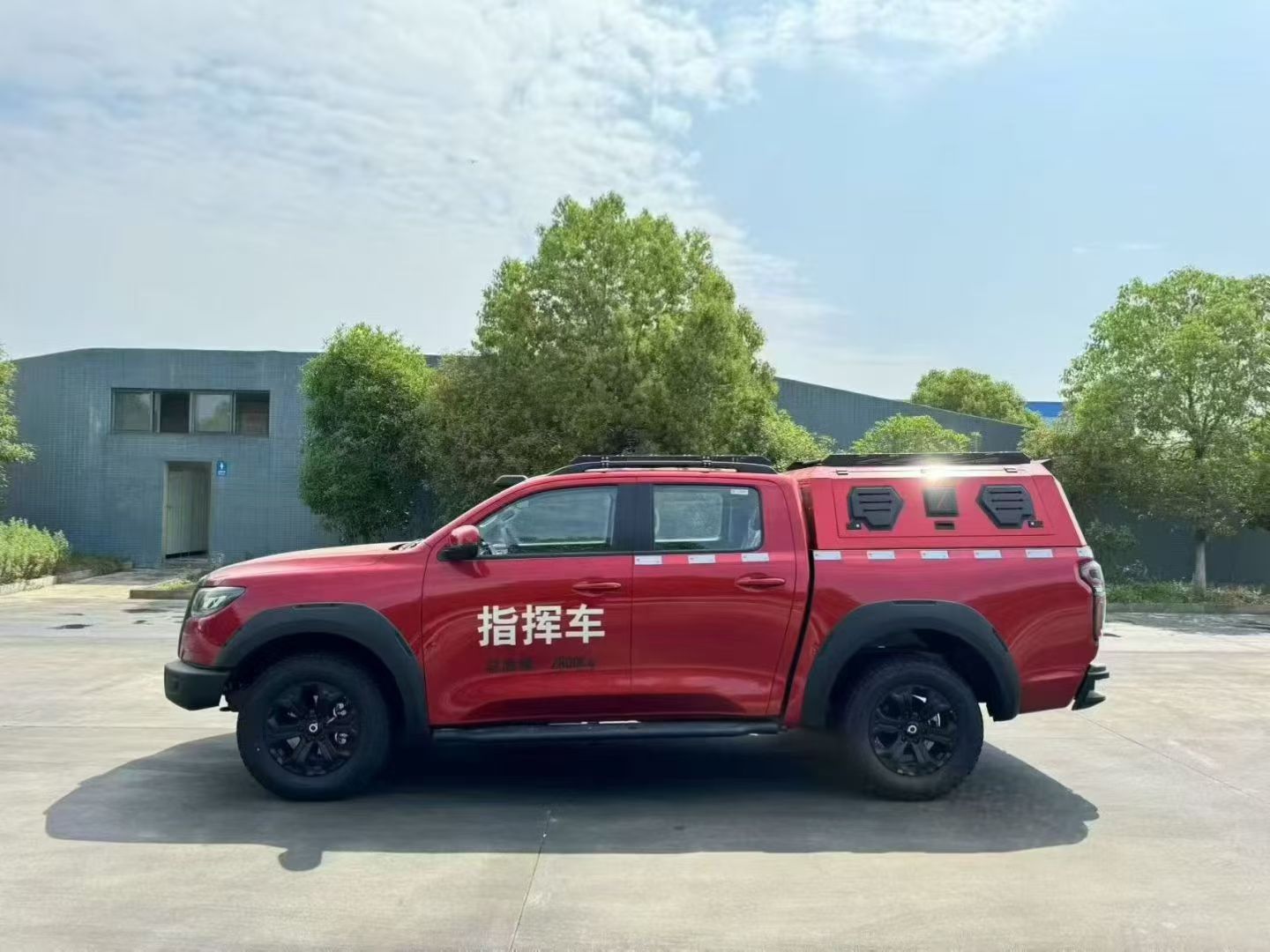 程力牌长城炮皮卡四驱消防应急指挥车 实拍图