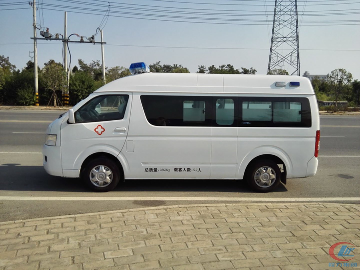 程力集团福田G7救护车 实拍图