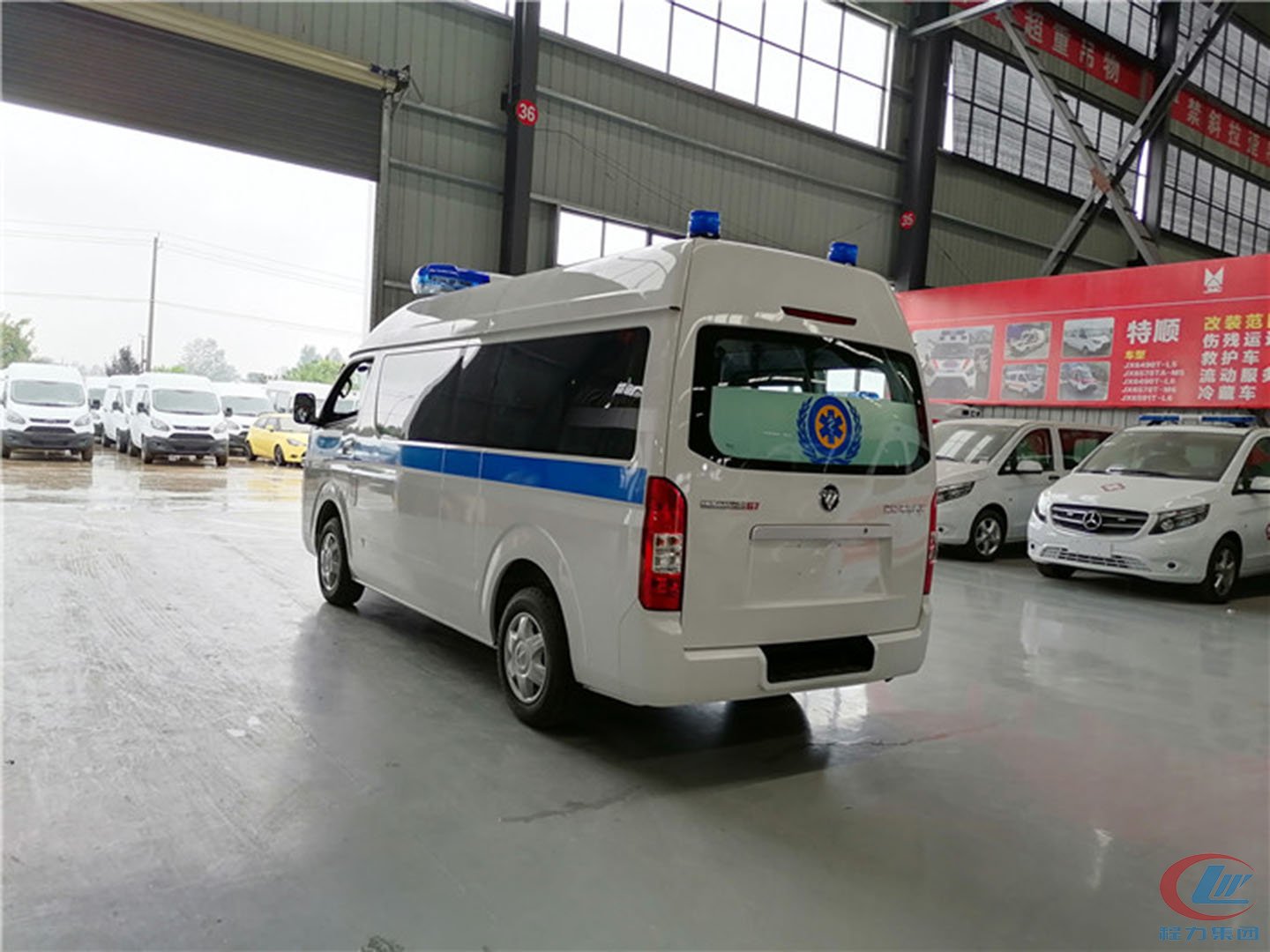 程力集团福田G7救护车 实拍图