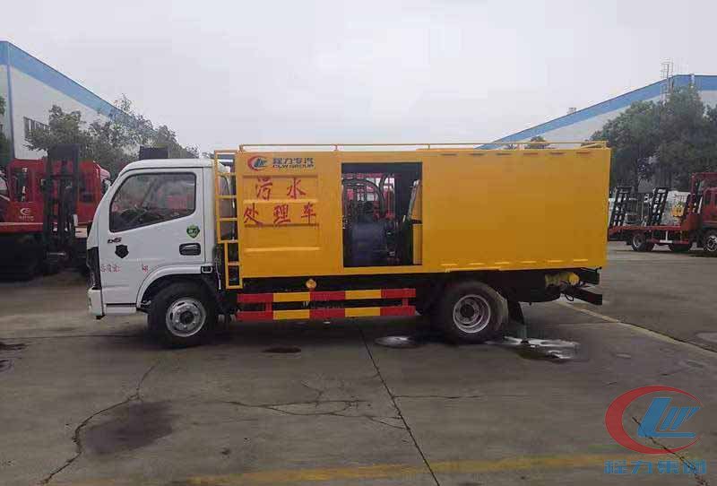 国五东风多利卡D6吸污净化车,国六污水处理车 实拍图