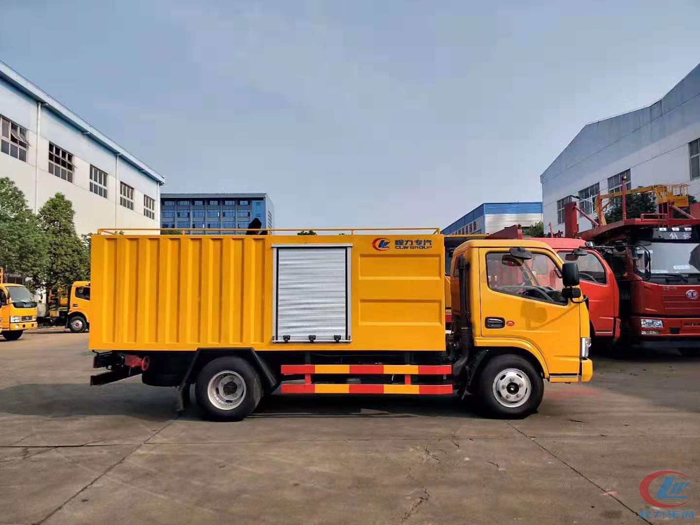 程力多功能污水处理车,带管道疏通的吸污净化车 实拍图