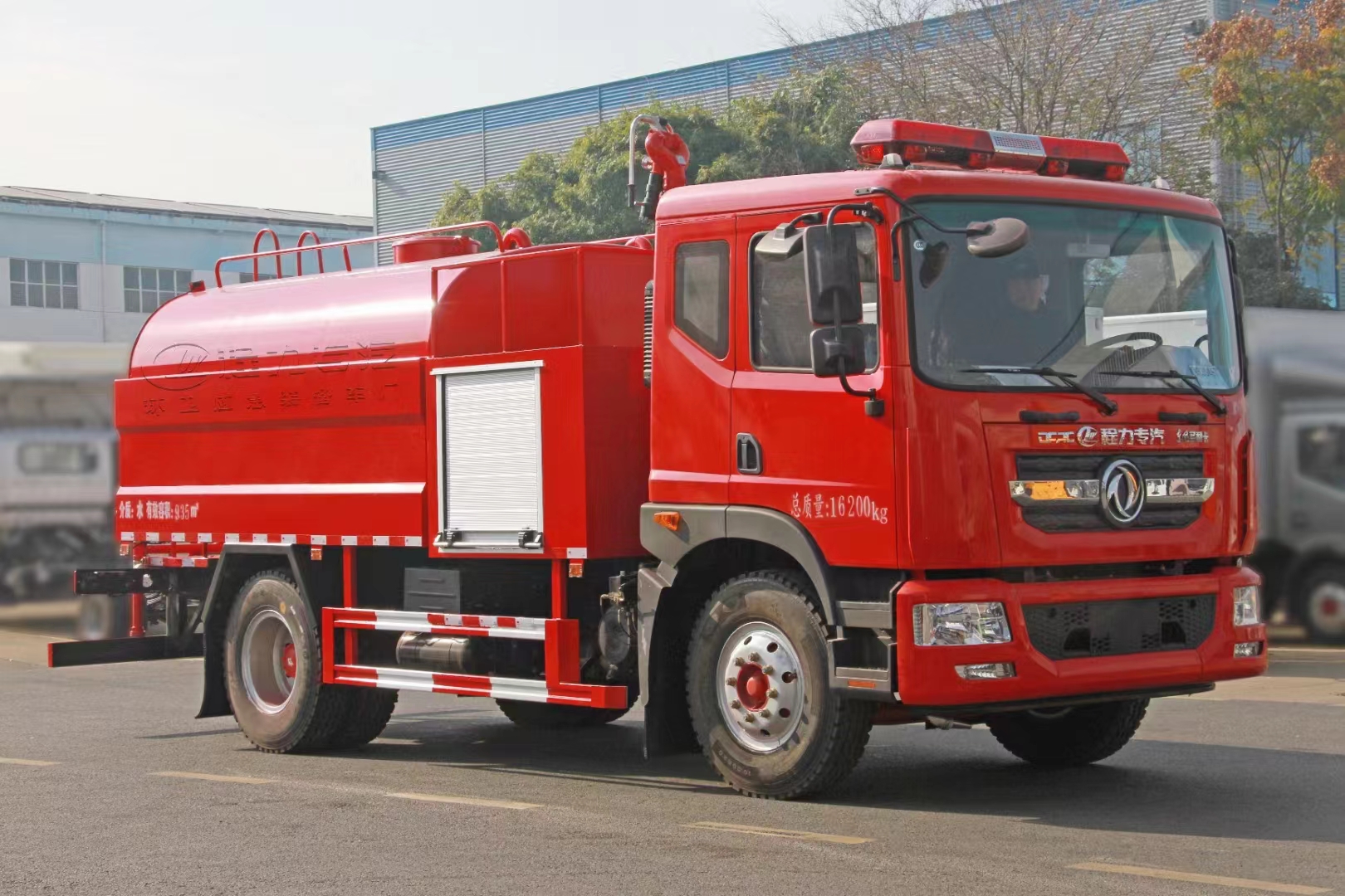 东风多利卡D9消防洒水车,10方消防洒水车 实拍图