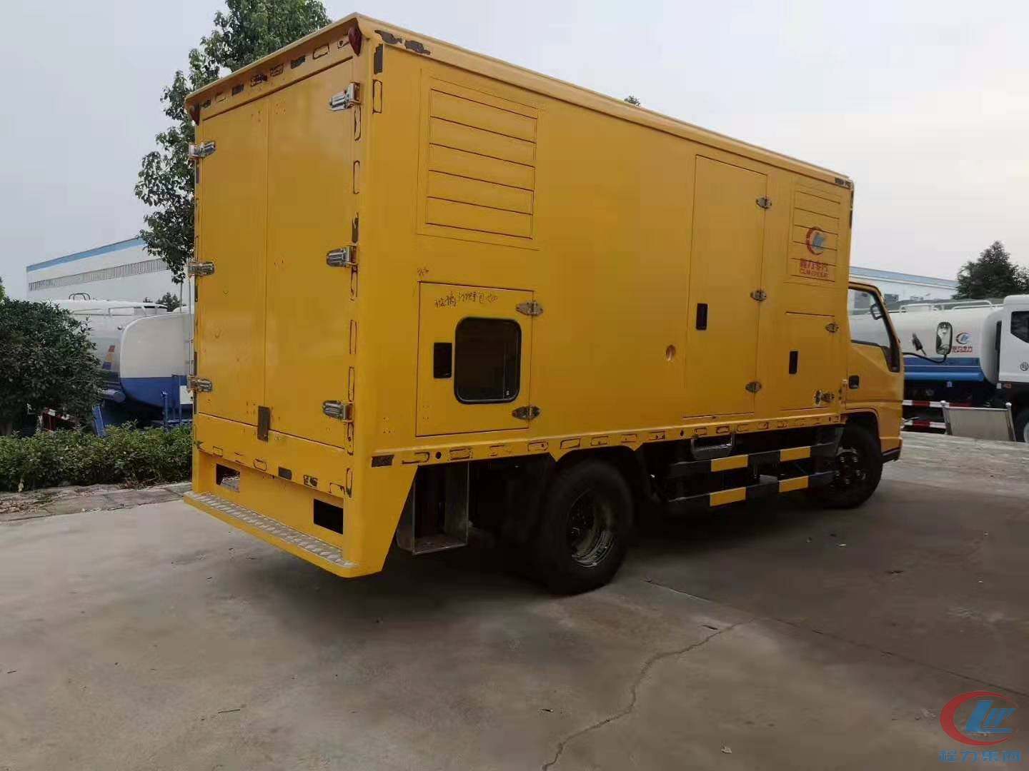 程力威牌江铃顺达电源抢险车 实拍图