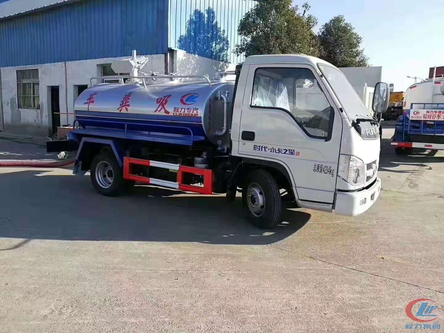 福田小卡之星二蓝牌吸粪车 实拍图