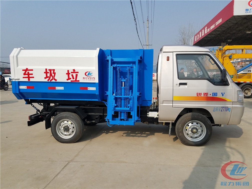 凯马2方挂桶式垃圾车,挂桶式生活垃圾车 实拍图