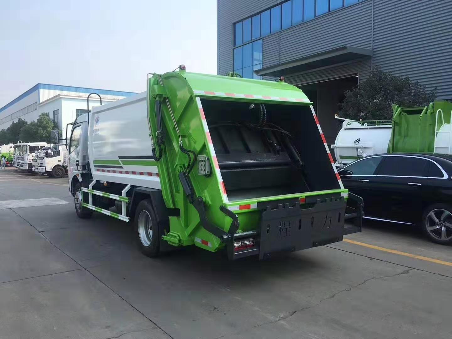 国六东风凯普特K7压缩垃圾车 实拍图