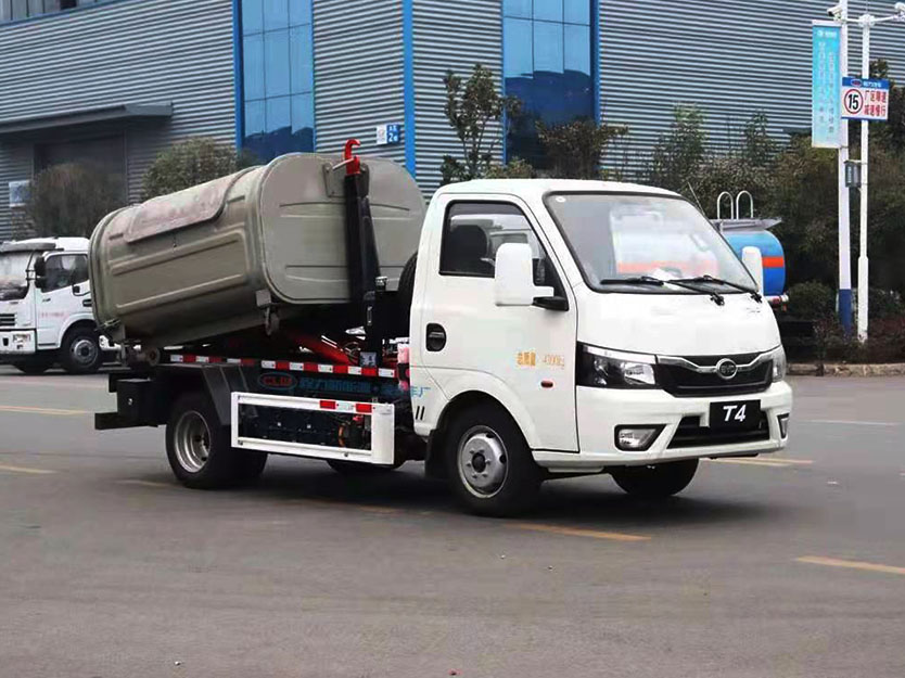 比亚迪T4车厢可卸式垃圾车 实拍图