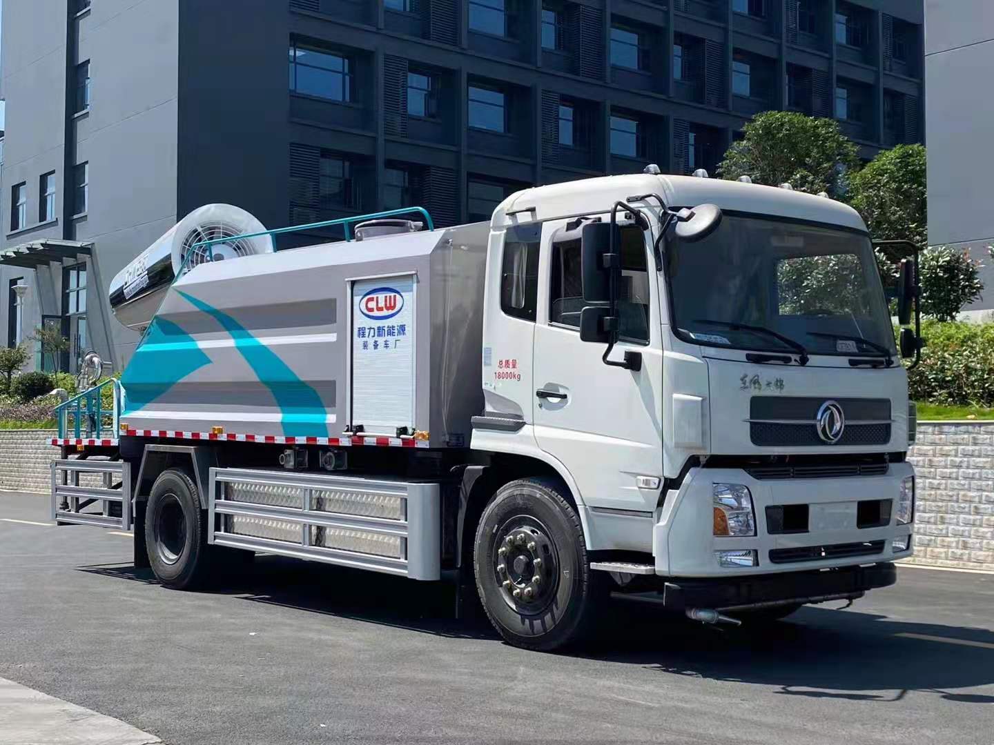 国六东风天锦新能源纯电动80米抑尘车 实拍图