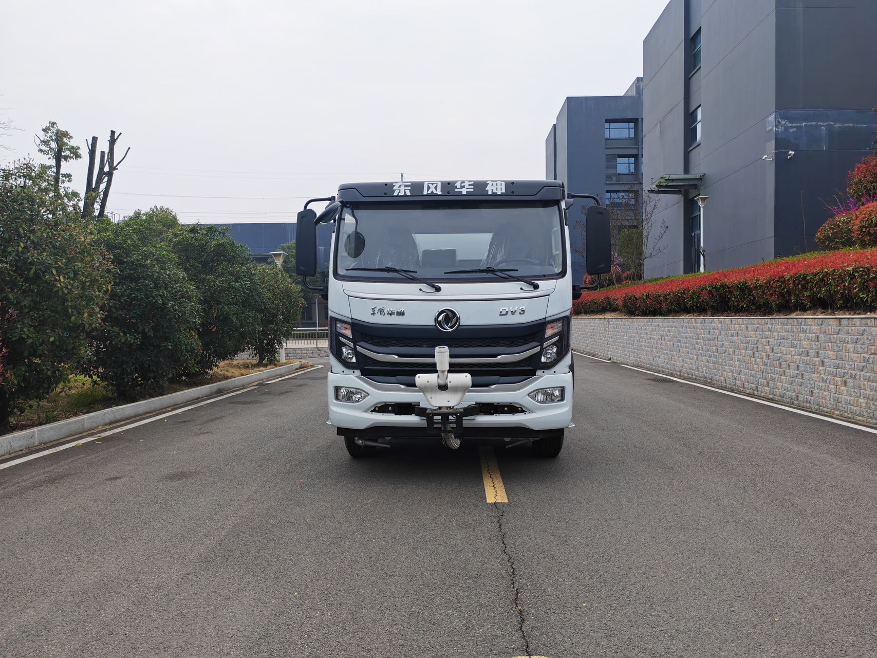 程力威牌东风华神新能源纯电动12方洒水车