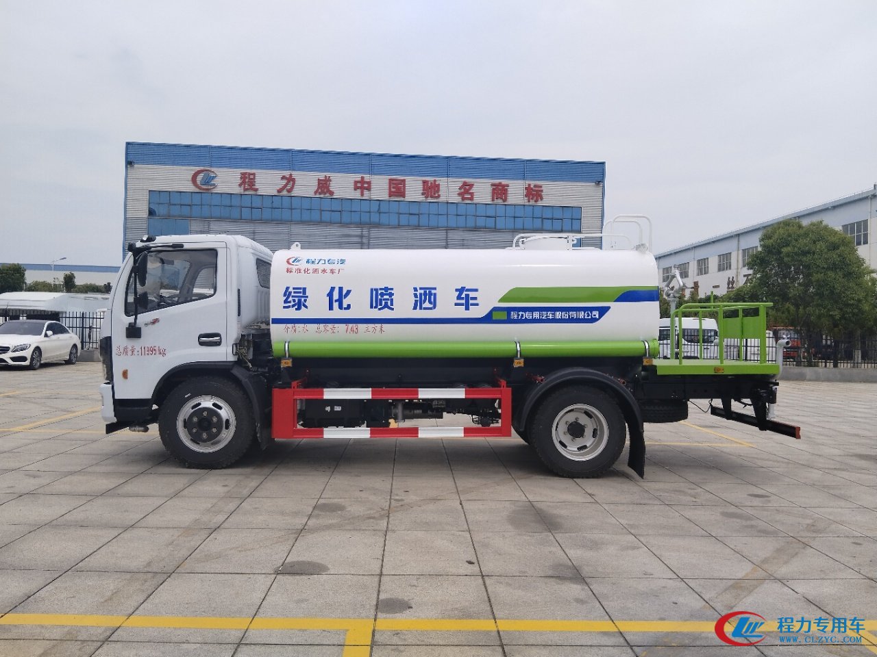 程力新款国六东风福瑞卡F7新款9立方洒水车 实拍图