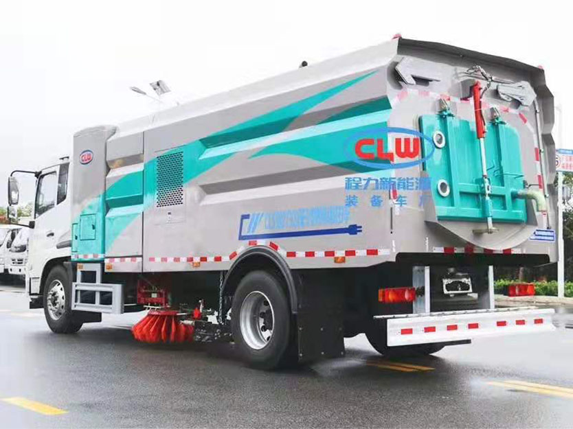 东风天锦纯电动洗扫车 实拍图