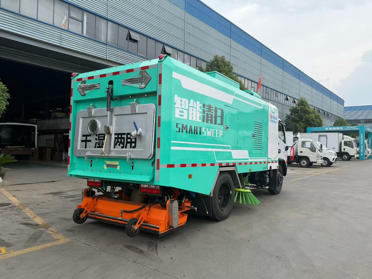 东风福瑞卡道路污染清除车 整车型号:CL5120TWQAQZ 实拍图