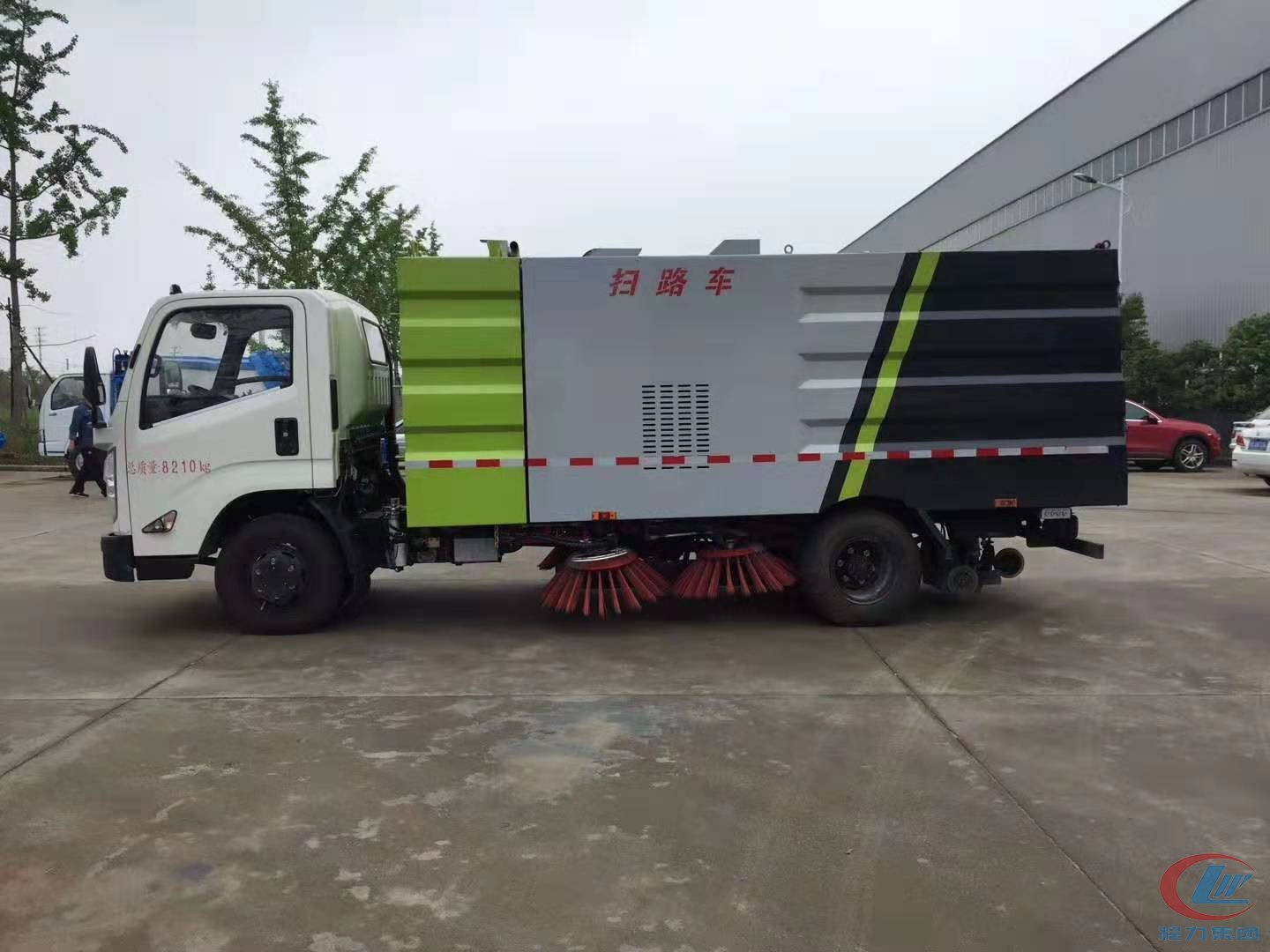 程力专汽系列国五江铃凯锐扫路车 实拍图