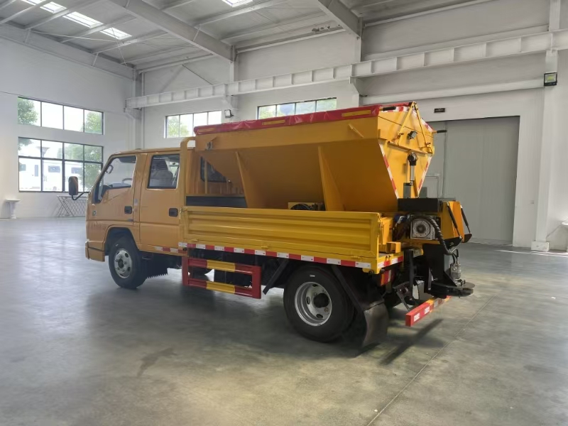 程力CL5040TCX6HL型江铃顺达双排蓝牌除雪车 实拍图