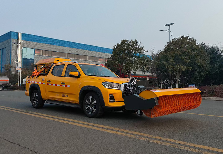 程力牌CL5030TCX6BYC型上汽大通MAXUS四驱皮卡除雪车