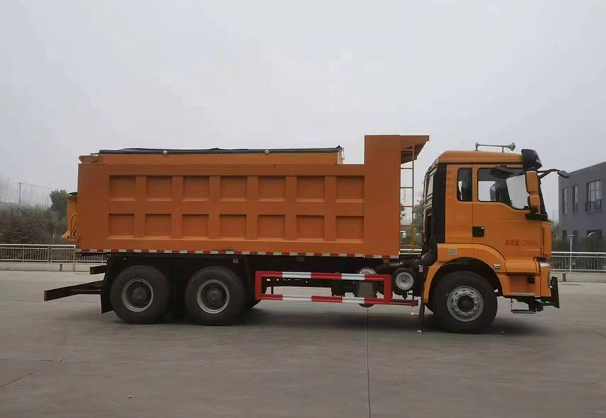 程力牌CL5250TCX6YC型陕汽轩德3系后双桥除雪车 实拍图