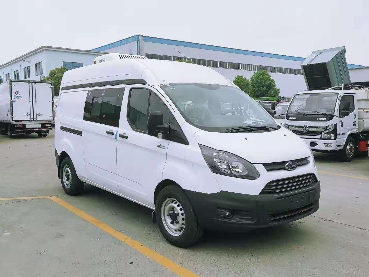 国六福特新全顺(双排)V362疫苗冷链车 实拍图
