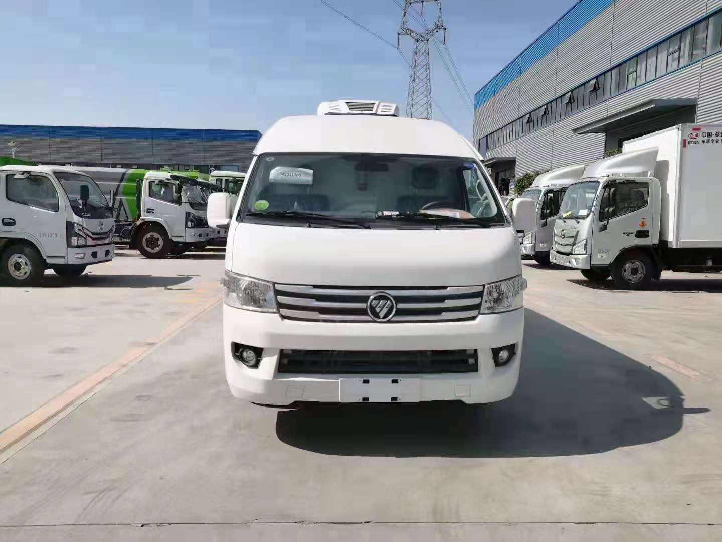 程力威牌国六福田G9面包冷藏车 实拍图
