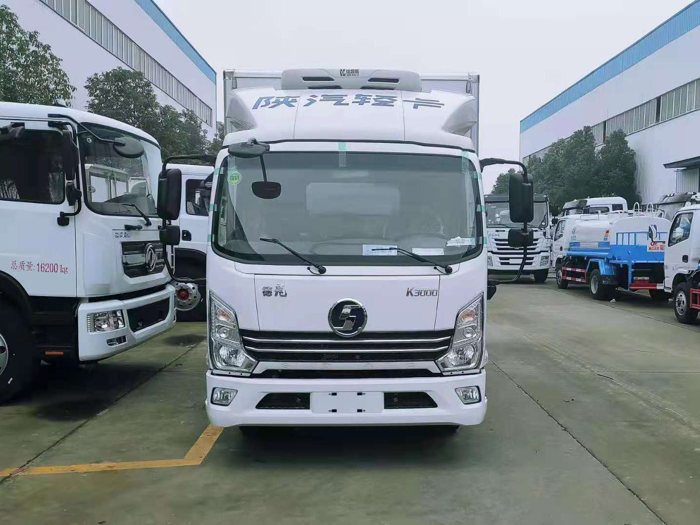程力威牌国六陕汽德龙K3000冷藏车 实拍图