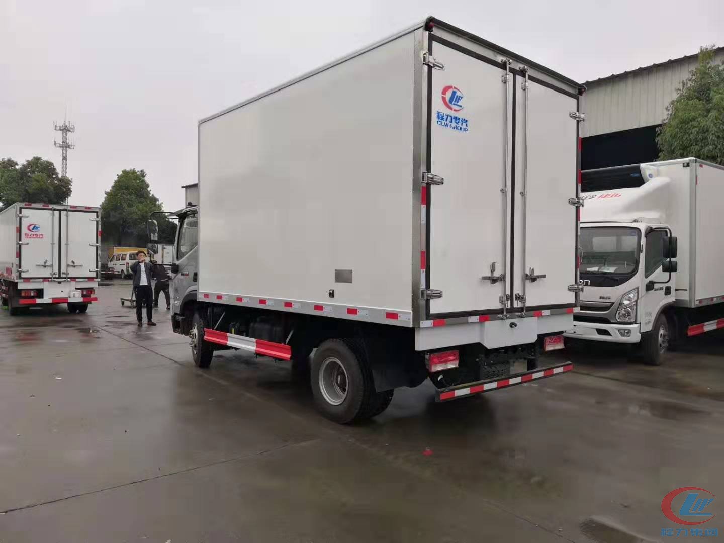 程力小霸王冷藏车福田瑞沃重载蓝牌冷藏车 实拍图