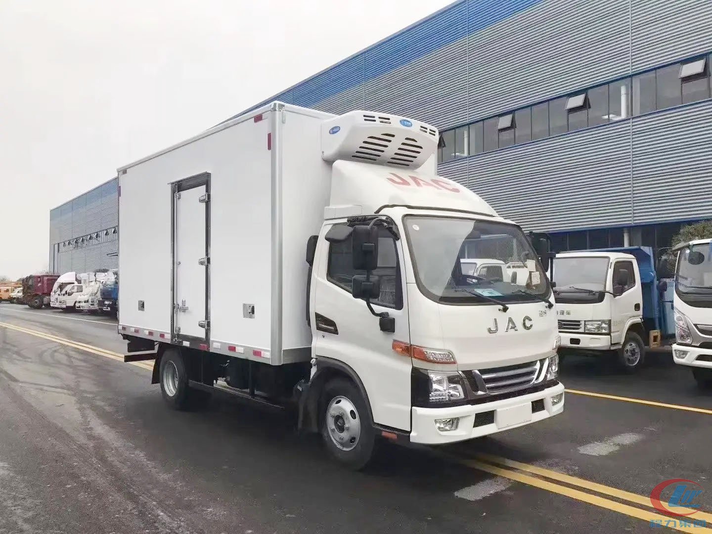 程力集团国六江淮骏铃V5冷藏车 实拍图