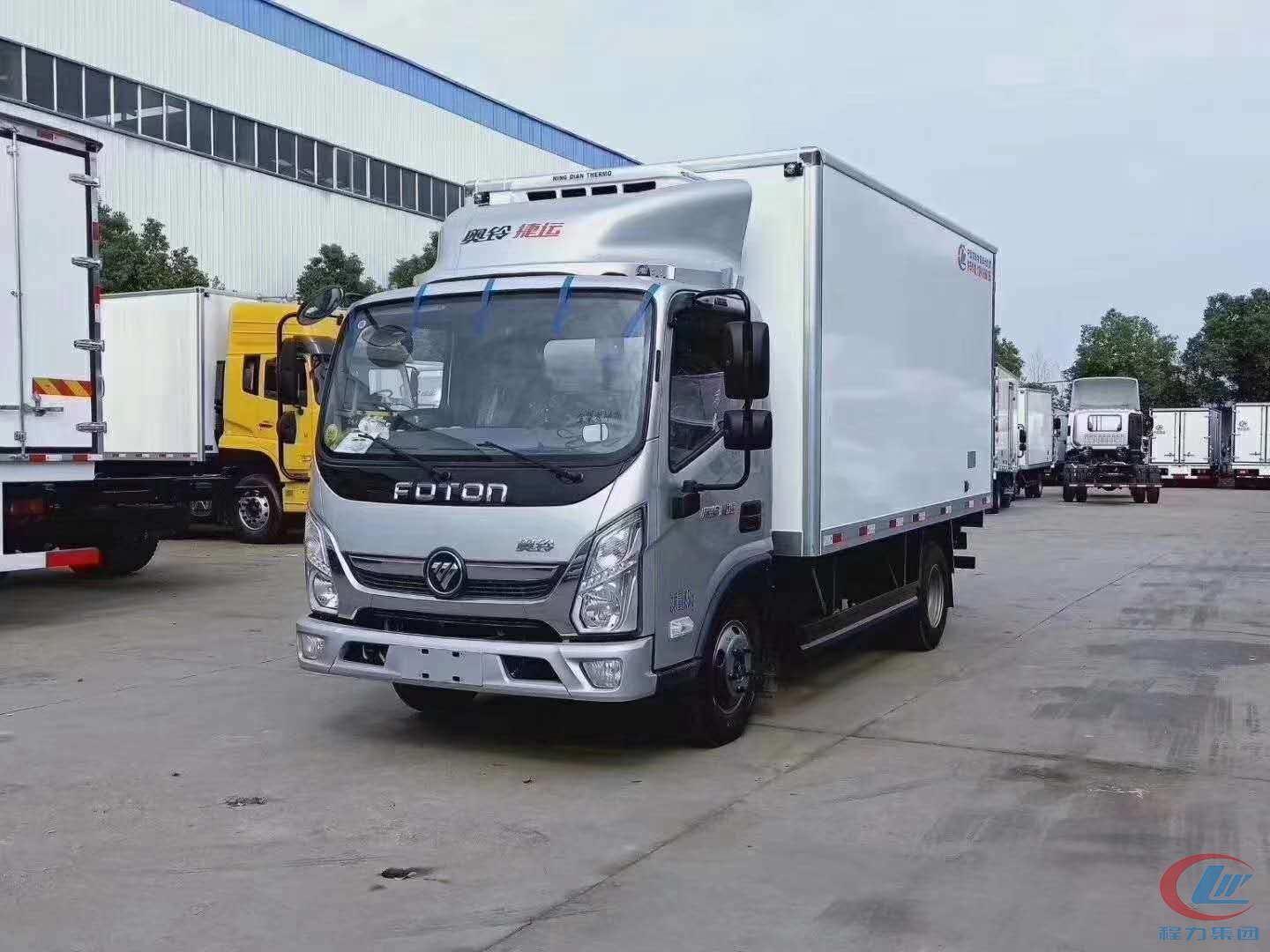 程力集团国六福田奥铃捷运4.2米冷藏车 实拍图