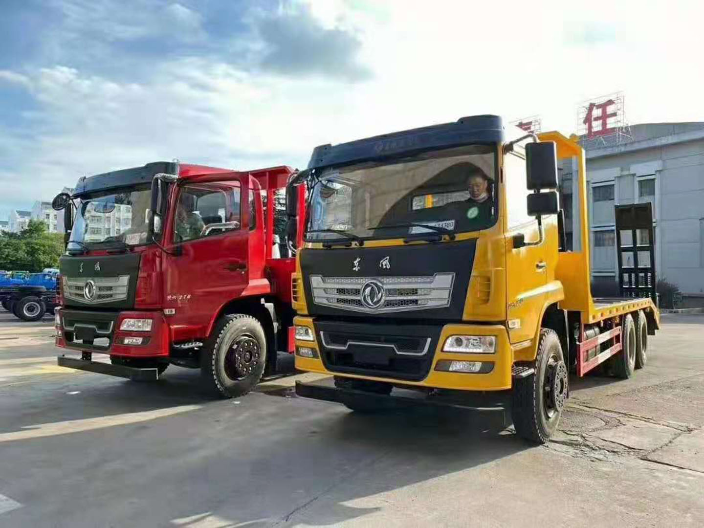 国六东风D17-H后八轮平板运输车