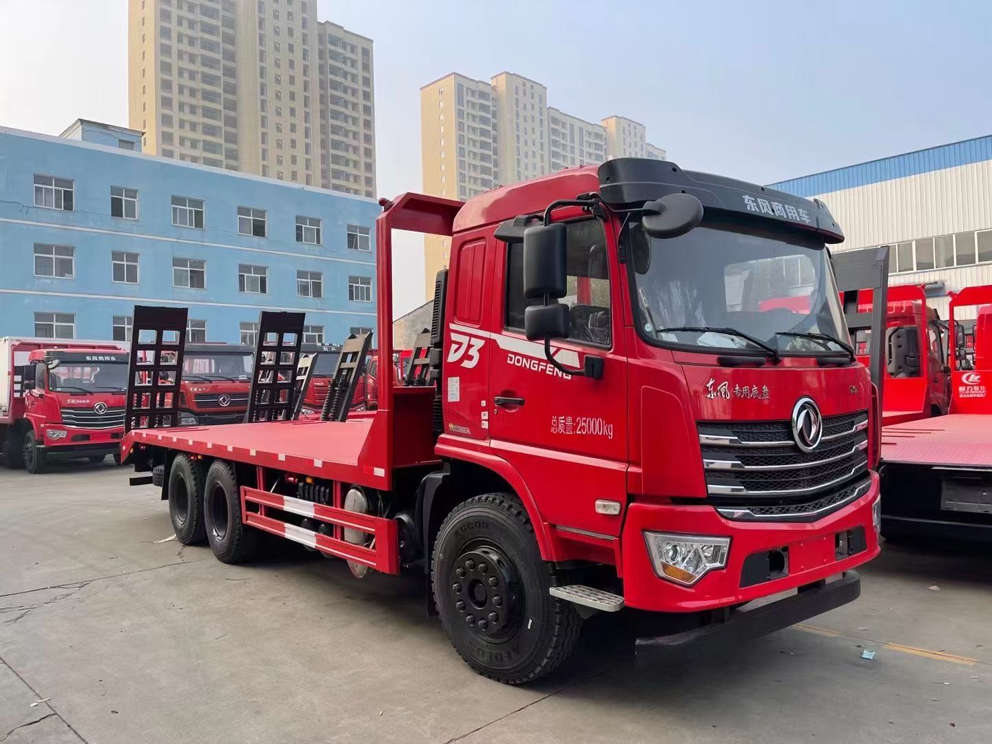 国六东风D3后八轮平板运输车