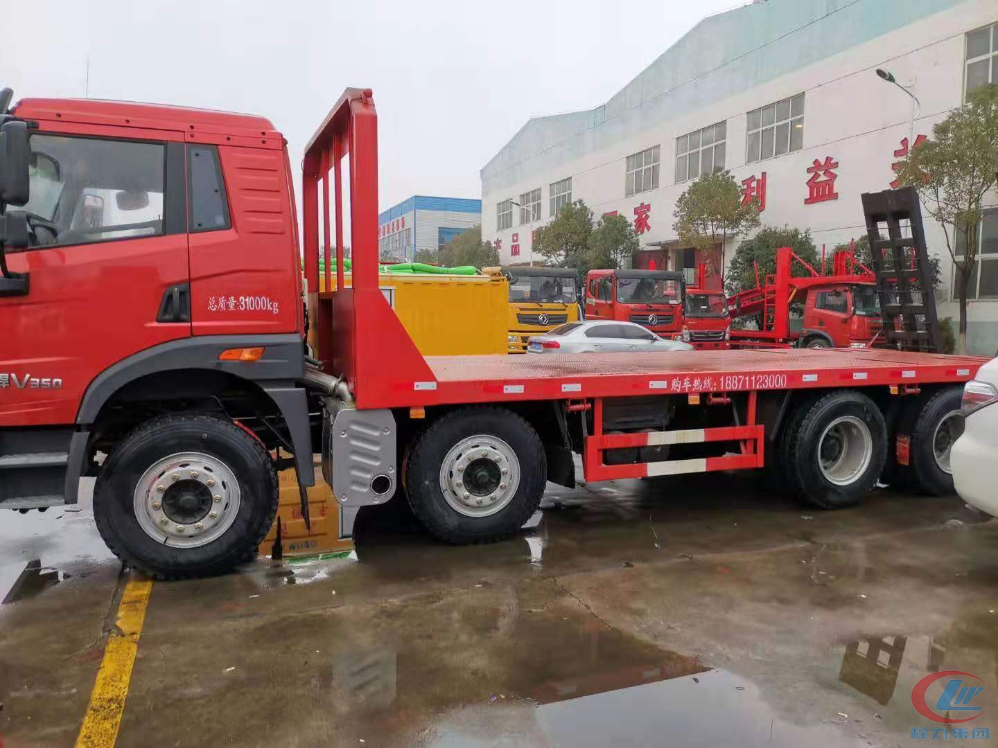 解放悍V前四后八平板车 实拍图