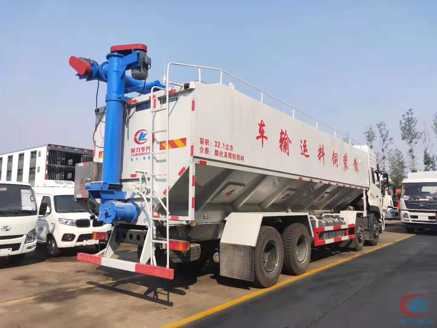 程力集团东风天龙饲料车 实拍图