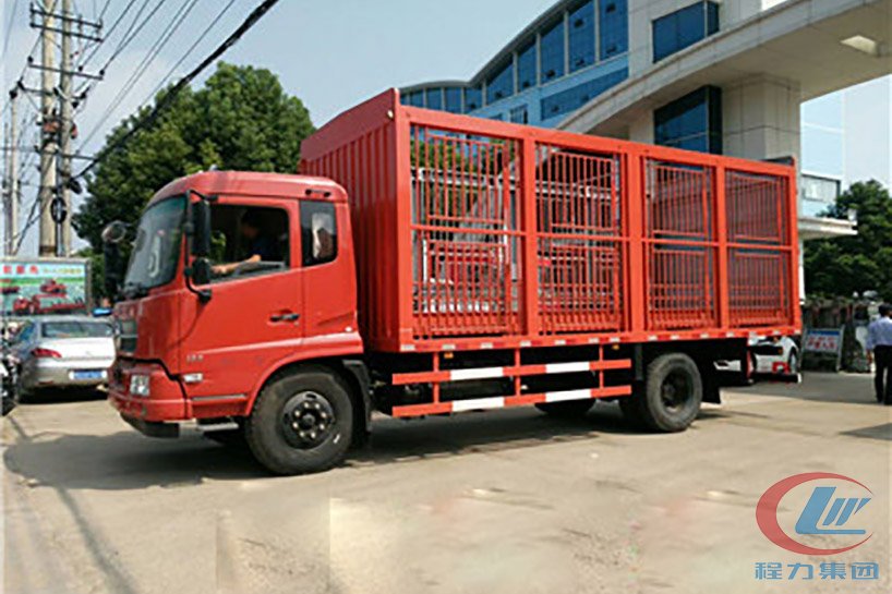 东风6米2简易仓栏式运猪车 实拍图