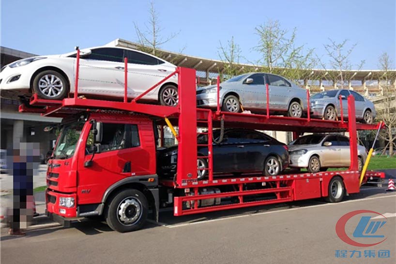 解放青岛龙V轿运车 单桥 实拍图