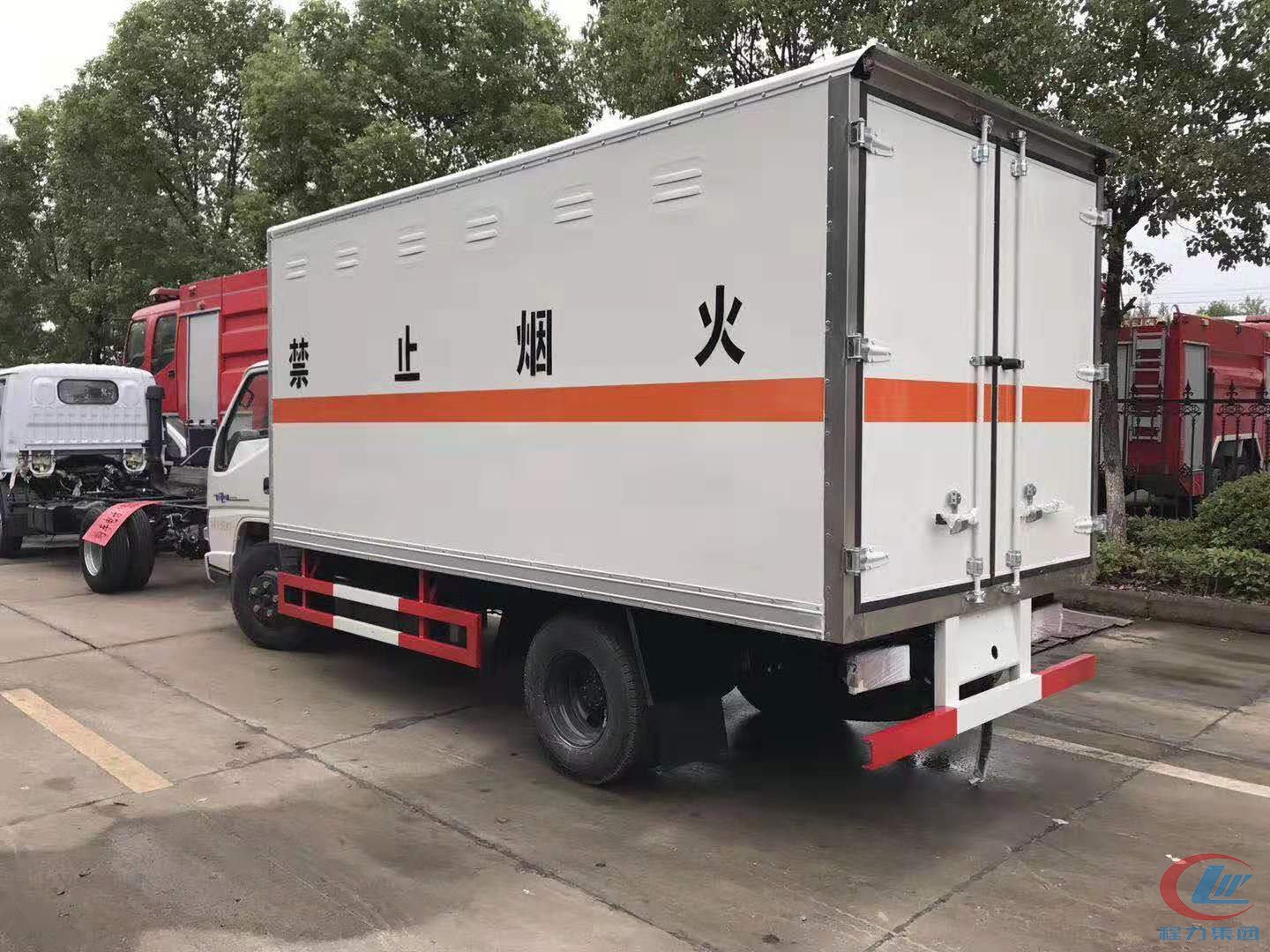 江铃顺达JMC危险品厢式运输车 实拍图