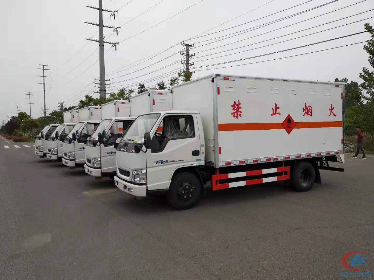 江铃顺达JMC危险品厢式运输车 实拍图